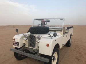 dubai-wüste-roadster-fahrzeug-trip-solo-cultureandcream-blopost