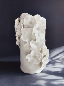 Vase-blüten-keramik-eternalblossom-design-cultureandcream-blogpost