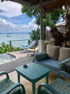 kohyanoi-paradise-hotel-balkon-view-meer-meerblick-cultureandcream-blogpost