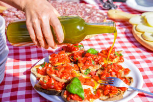 olivenöl-tomanten-naturprodukt-fattoria-lavialla-cultureandcream-blogpost