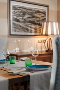 L_Oliveto-private-dining-room-table-closeup-cultureandcream-blogpost