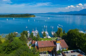 yachthotel-see-seezugang-chiemsee-cultureandcream-blogpost