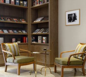 reading-corner-library-hotel-coquillade-south-of-france-cultureandcream-blogpost