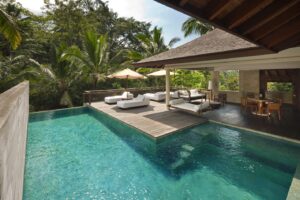 como-shambala-estate-retreat-pool-villa-bali-cultureandcream-blogpost