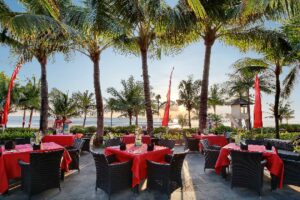legian-hotel-semiyak-bali-restaurant-strand-beach-cultureandcream-blogpost