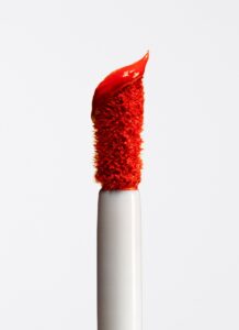 iquid_lipstick_pure_orange-tip-applicator-texture-cultureandcream-blogpost