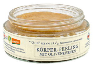 koerper-peeling-olivenkerne-olive-kernel-cultureandcream-blogpost