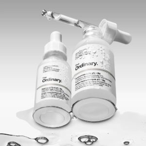 the-ordinary-skincare-hautpflege-hyaluronic-acid-hyaluronsaeure-pipetten-flasche-cultureandcream-blogpost
